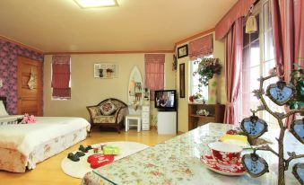 Pyeongchang Daegwallyeong White Tree Pension