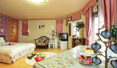 Pyeongchang Daegwallyeong White Tree Pension Hotel in zona Daegwallyeong Sheep Farm