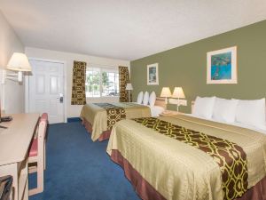 Travelodge by Wyndham Los Banos CA