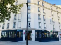 Campanile Paris - Clichy Centre Hotels in Clichy