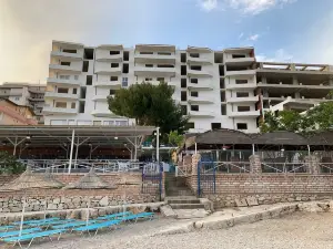 Oceanic Overview Suites