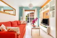 Casa Golfin - Colorful House with Large Terrace in the Sunny South Hotels near Finca Las Margaritas Banana Experience