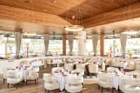 The Cromwell- A Caesars Rewards Destination