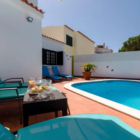 Large 5Br Villa in Albufeira — Relax & Enjoy