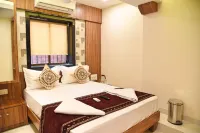 Hotel Flora Fountain Hotels near Flora Fountain