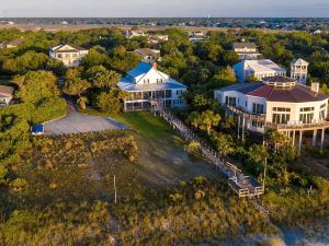 Kitchens Beach House by Peace Vacations