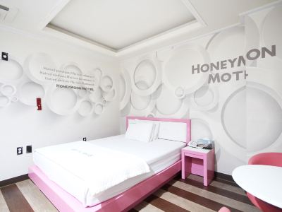 Daegu Dongseong-Ro Honeymoon