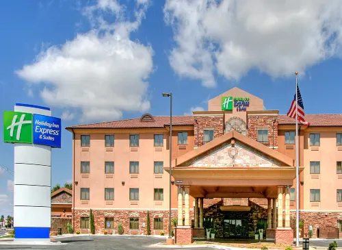 Holiday Inn Express & Suites LAS CRUCES by IHG - スパ
