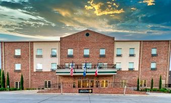 Chateau Saint Denis a Historic Hotel Downtown Natchitoches