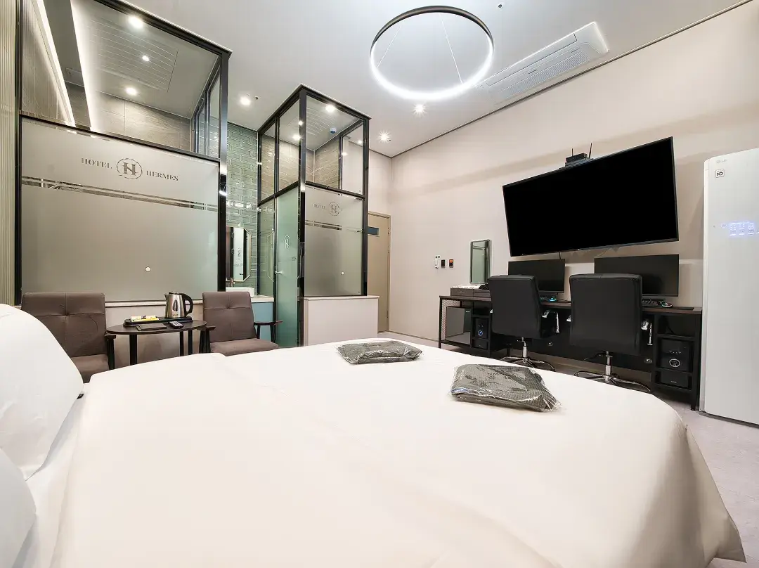 Hotel Hermes At Yongin Everland Station - Yongin