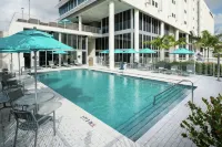 DoubleTree by Hilton Miami Doral - piscine