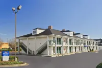 Baymont by Wyndham Warner Robins Hotels in Warner Robins