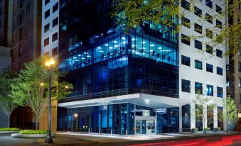 5. Hyatt Pl..