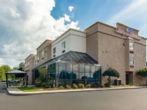 コンフォート スイーツ ノックスビル エアポート アルコアのホテル