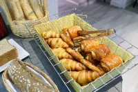 컴포트 호텔 에브뢰 - 조식 운영