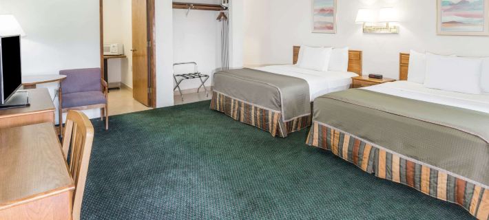 Howard Johnson by Wyndham Roseburg Hotels in Douglas County