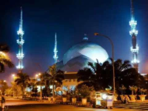 Yellow Bee Hotel - Tangerang banten Hotel di Tangerang