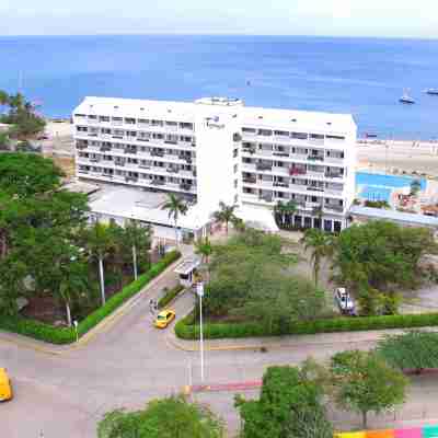Tamaca Beach Resort Hotel Exterior