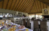 Casa Suaya - breakfast