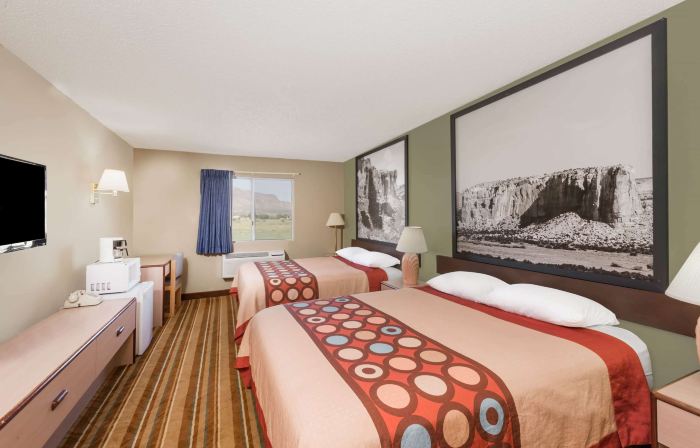 Super 8 by Wyndham Socorro