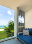 Constance Le Chaland, IKO Mauritius - romantis