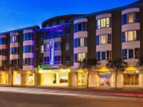 Holiday Inn Express & Suites SAN FRANCISCO FISHERMANS WHARF by IHG Hotels in San Francisco
