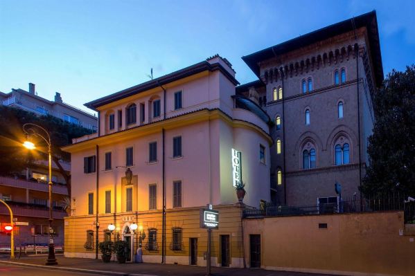 Hotel Villa Grazioli Hotels in Rome