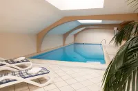 Residence Lastei - Pools