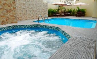 Hotel Marvento Suites