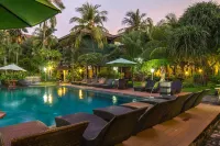 Bakung Beach Resort - Beach
