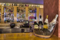 帕拉蒂姆阿拉基瑪公寓式酒店 - 酒吧