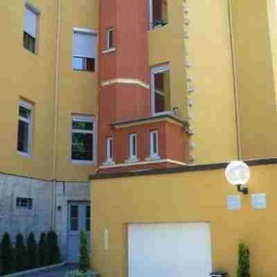 Hôtel Terminus Hotel Exterior