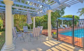 Melville House - Housity
