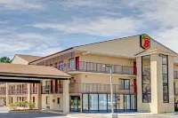 Super 8 by Wyndham Fredericksburg Отели в г. Хартвуд