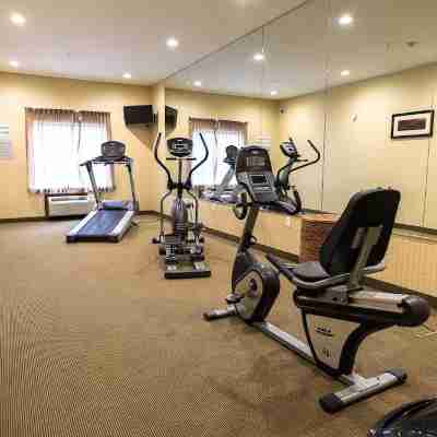 Rivers  Inn & Suites Fitness & Recreational Facilities
