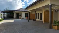 Westfield Homestay Fiji Hotels in Nadi