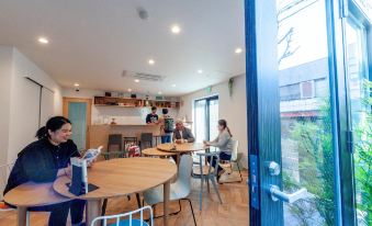 Plat Hostel Keikyu Haneda Home