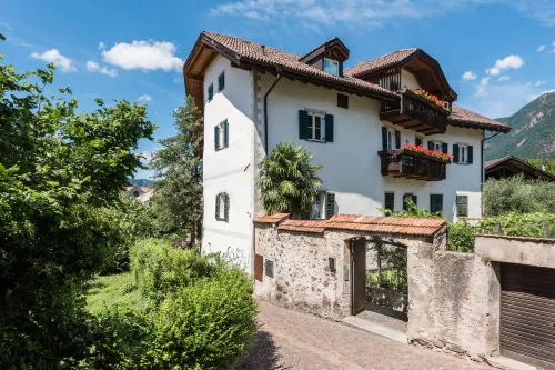 Hotel Tyrol Hotels in Petersberg