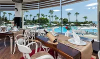 Iz Flower Side Beach Hotel Hotels in Ilıca Mahallesi