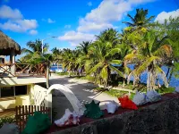 Xcalak Caribe Lodge - Pet Friendly
