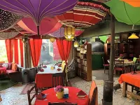 Rabbit Hole Hotel - breakfast