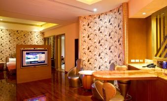 Royal Group Motel Ming Chen Branch