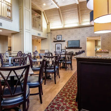Hampton Inn & Suites Williamsburg-Richmond Road