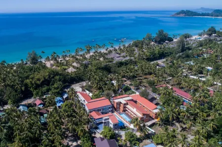 Traveller Lodge Ngapali by River Top Отели в г. Zi Phyu Kone