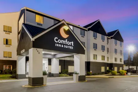 Comfort Inn & Suites Mt Laurel-Philadelphia Отели рядом с достопримечательностью «Фунплекс»