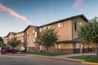 Super 8 by Wyndham Nampa Hotels in Nampa