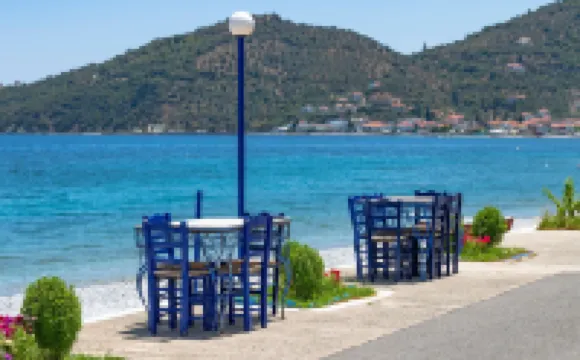 パラスケバス ビーチ ホテル