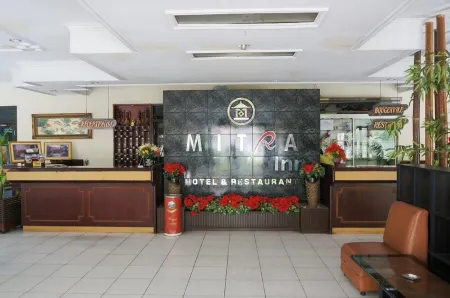 Hotel Mitra Inn Отели в г. Ngasem