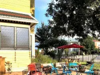 Three Danes Inn Hotels near Fort Worth T&p Station