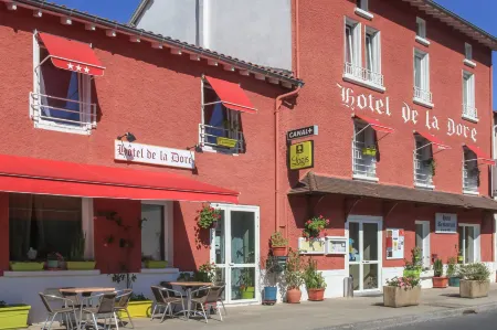 Logis Hôtel Restaurant de la Dore Отели в г. Шальмазель